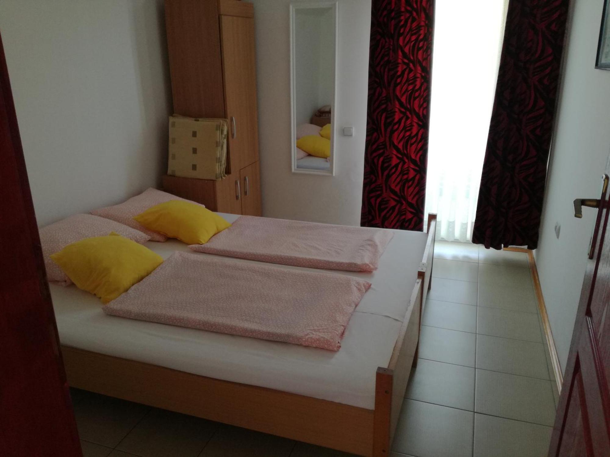 Apartman Irena Τίβατ Εξωτερικό φωτογραφία