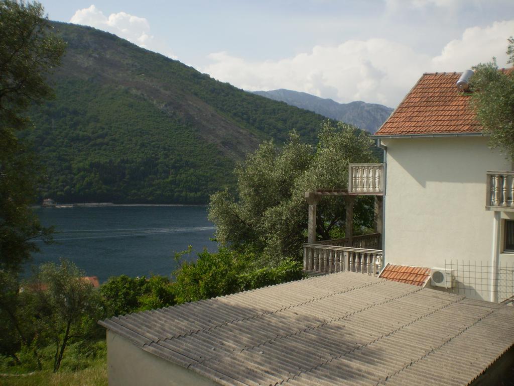 Apartman Irena Τίβατ Εξωτερικό φωτογραφία